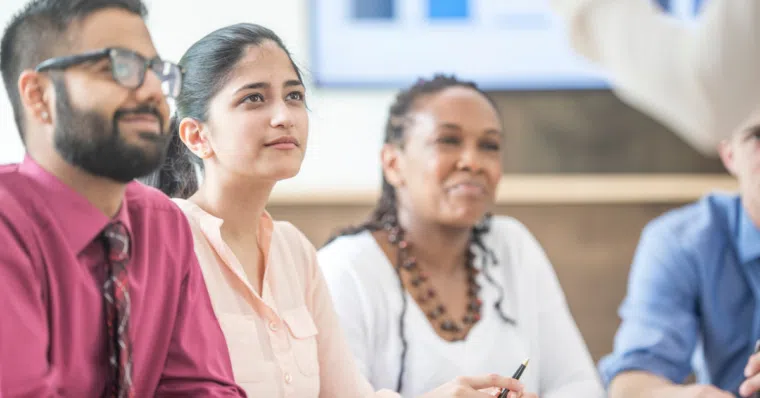 How to Choose a Leadership Training Course in 6 Simple Steps | Online Leadership Course