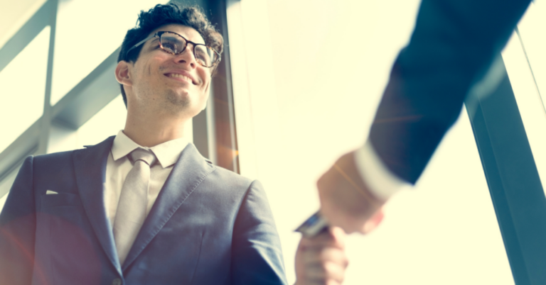 What is Charismatic Leadership? Learn How It Influences People | Online Leadership Course