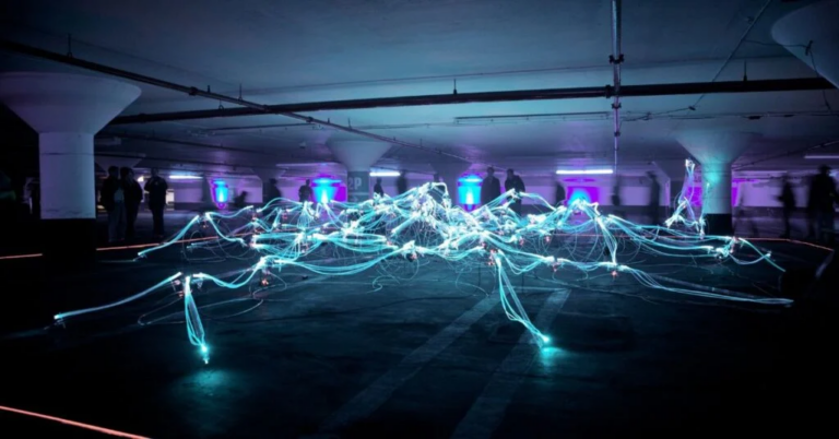 How Digital Twin Solutions Affect Business: The Next Digital Transformation | Online Technology Course